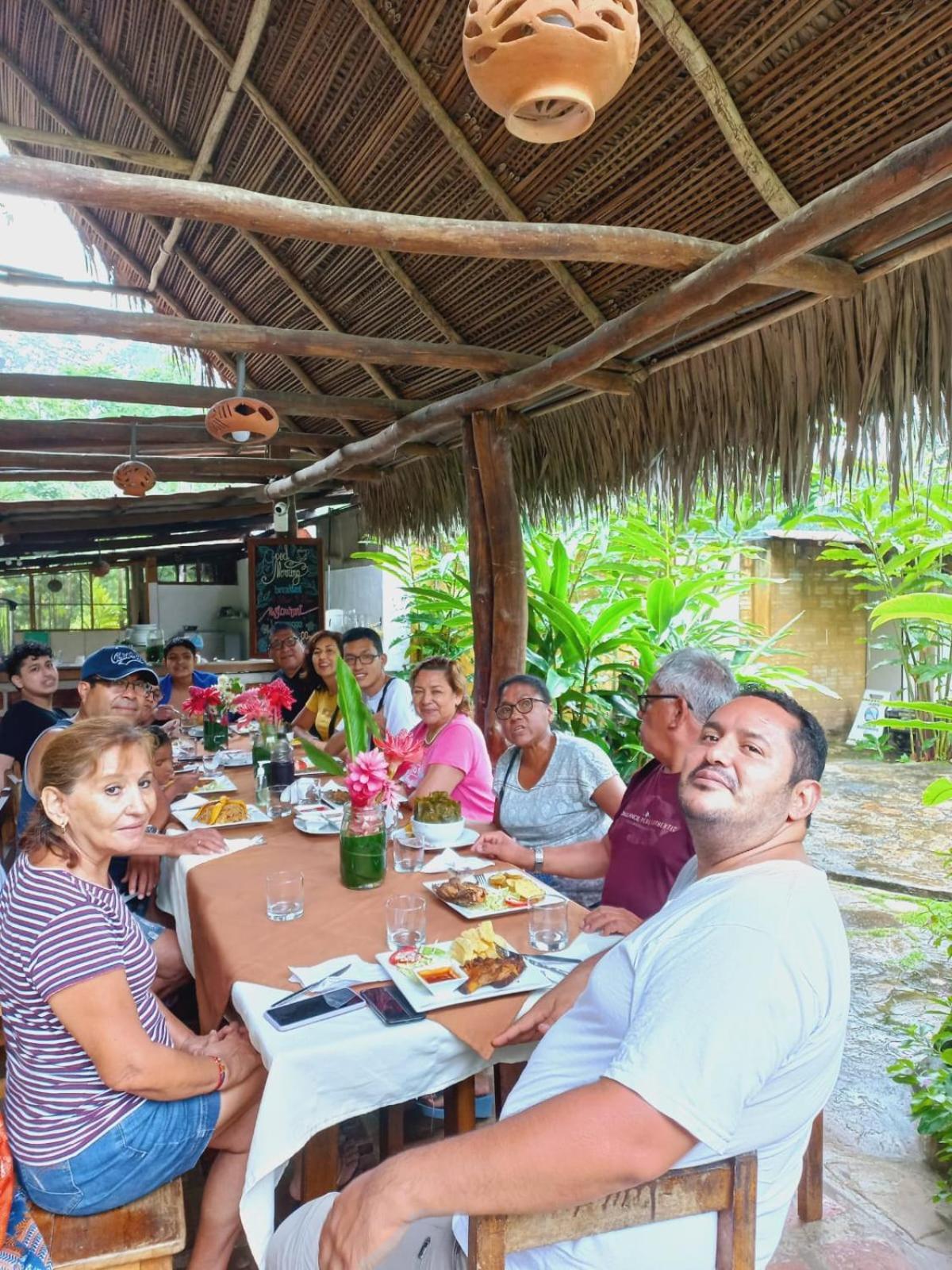 Canto Del Rio Lodge Тарапото Екстер'єр фото